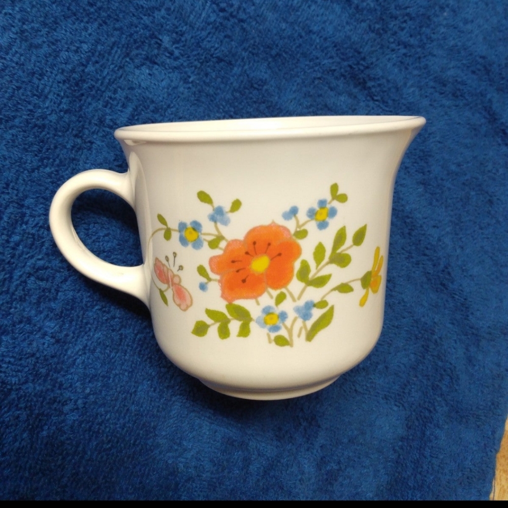 Corelle Wildflower Creamer Cup EUC